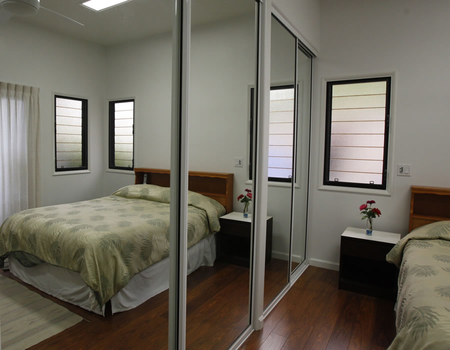 Akamai Glass mirrored wardrobe doors Akamai Glass mirrored wardrobe doors